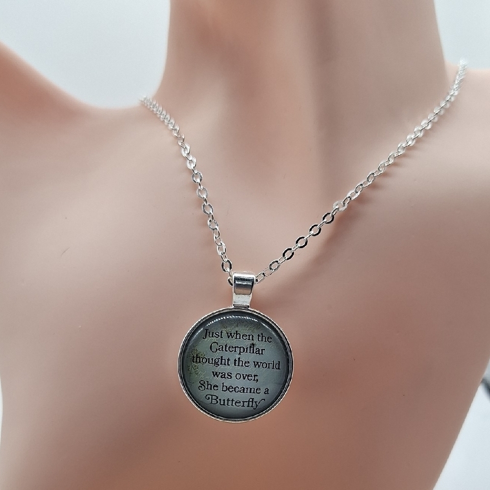 🎁Inspirational Silver Pendant Necklace FREE With Bundle Purchase
